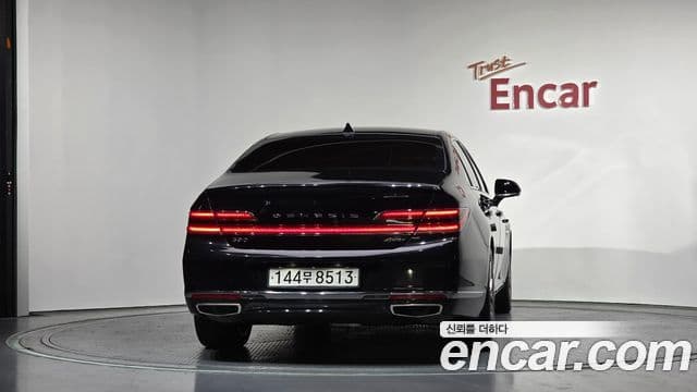 Genesis G90 4