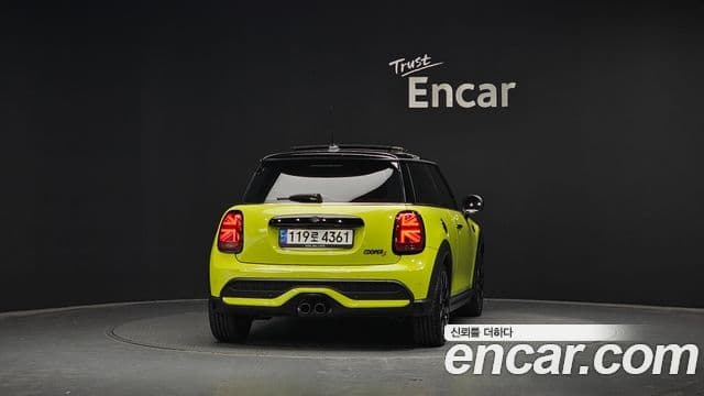 MINI Cooper S 4
