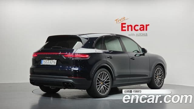 Porsche Cayenne (PO536) 2