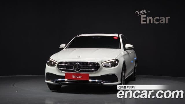 Mercedes-Benz E-Class W213 3