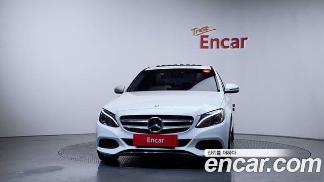 Mercedes-Benz C-Class W205 2