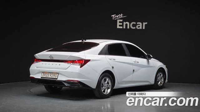 Hyundai Avante (CN7) 2