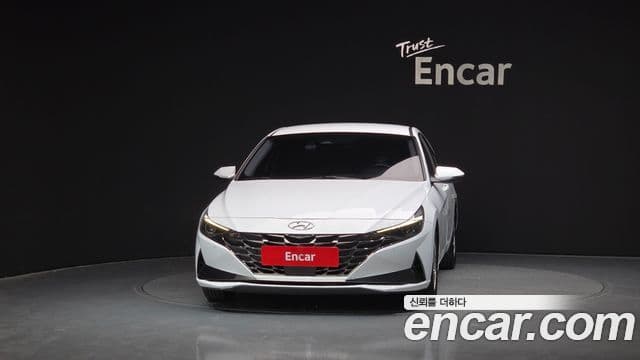 Hyundai Avante (CN7) 3