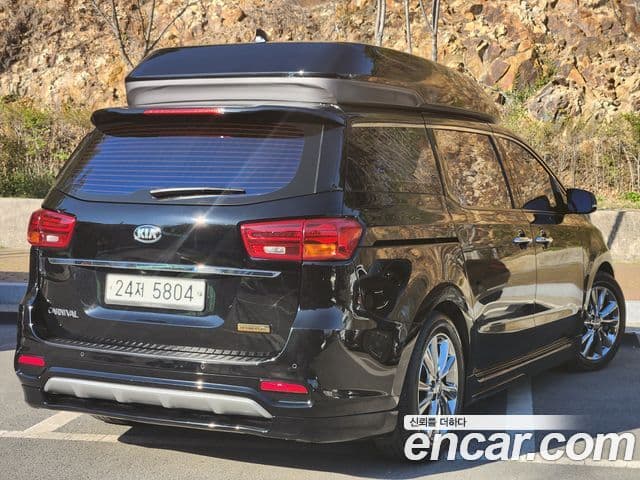 Kia The New Carnival 4