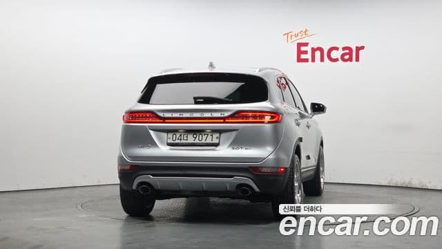 Lincoln MKC 3