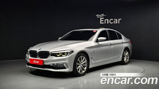 BMW 5 Series (G30)