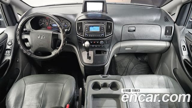 Hyundai The New Grand Starex 4