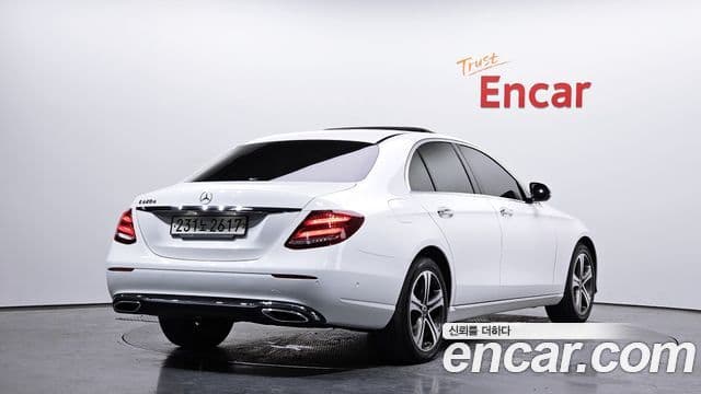 Mercedes-Benz E-Class W213 2