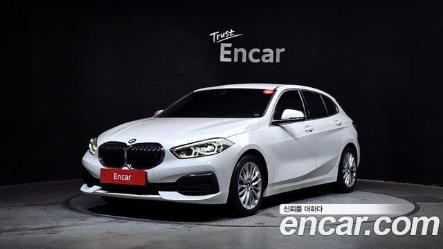 BMW 1 Series (F40) — 1