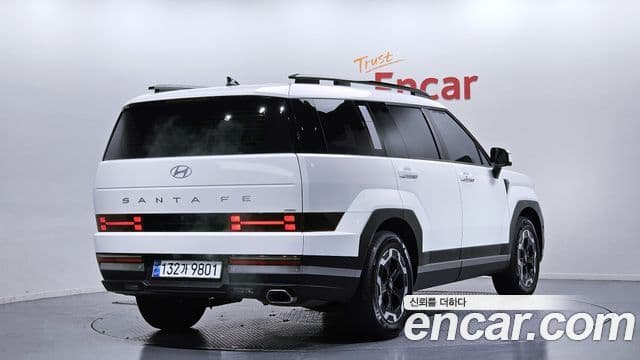 Hyundai Santa Fe (MX5) 2