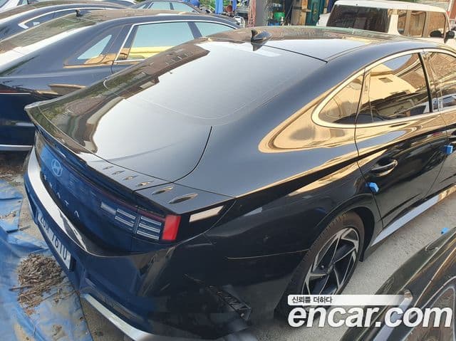 Hyundai Sonata The Edge (DN8) 3