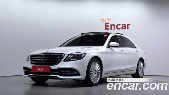 Mercedes-Benz S-Class W222