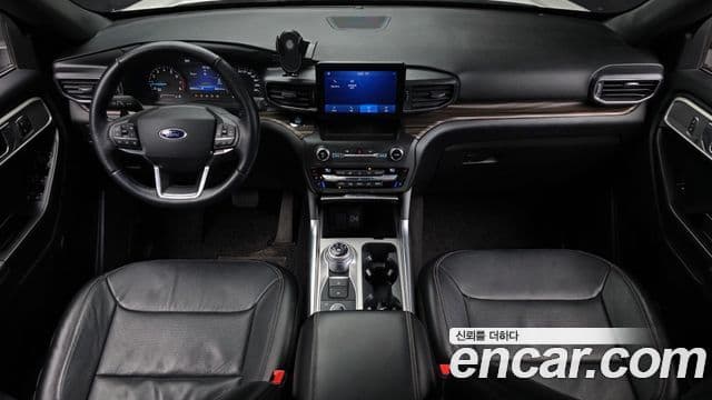 Ford Explorer 6th Gen 4
