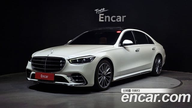 Mercedes-Benz S-Class W223 1