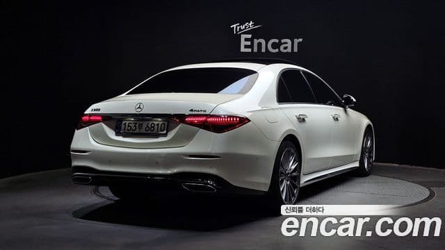 Mercedes-Benz S-Class W223 2