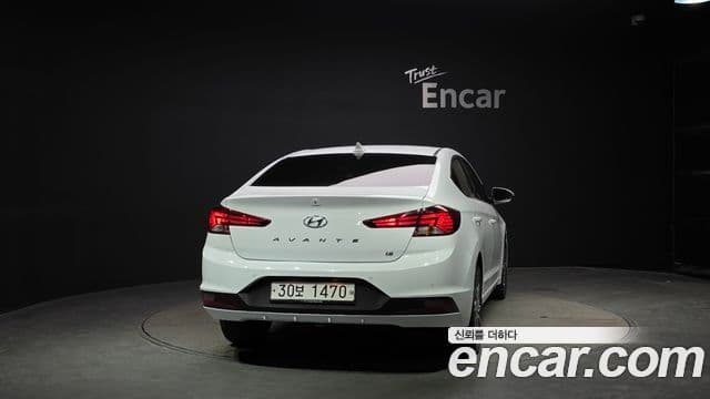 Hyundai The New Avante AD 3