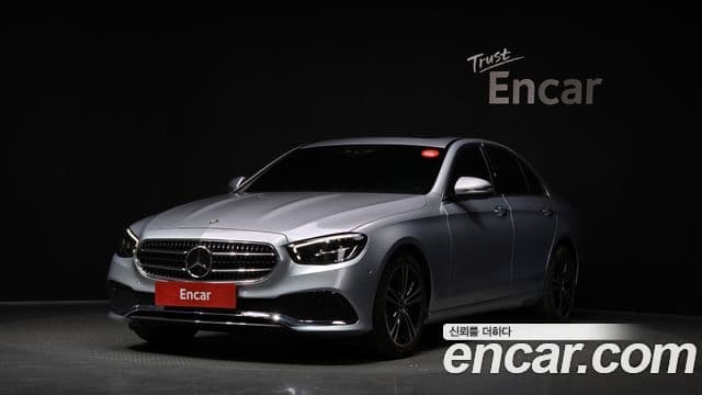 Mercedes-Benz E-Class W213 1
