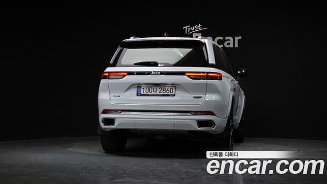 Jeep Grand Cherokee (WL) 4