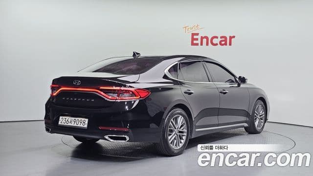 Hyundai Grandeur IG 2
