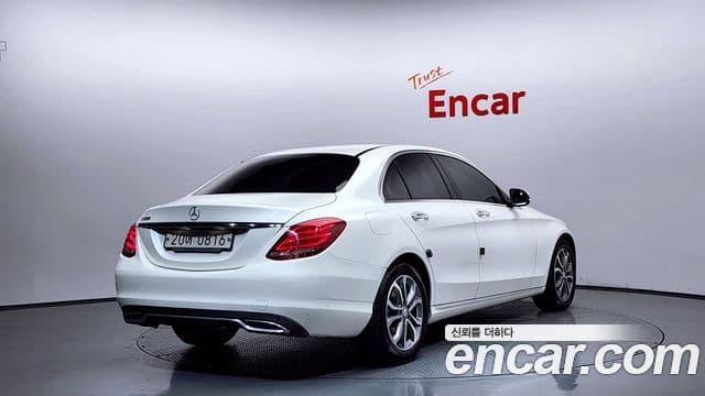 Mercedes-Benz C-Class W205 2