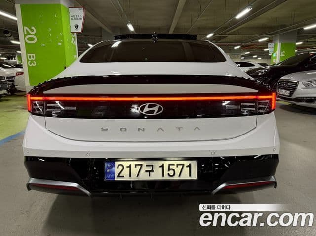 Hyundai Sonata The Edge (DN8) 3