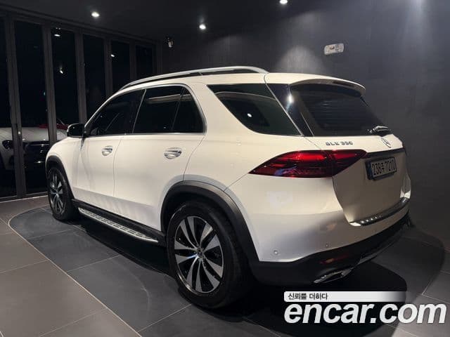 Mercedes-Benz GLE-Class W167 3