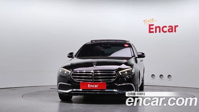 Mercedes-Benz E-Class W213 3