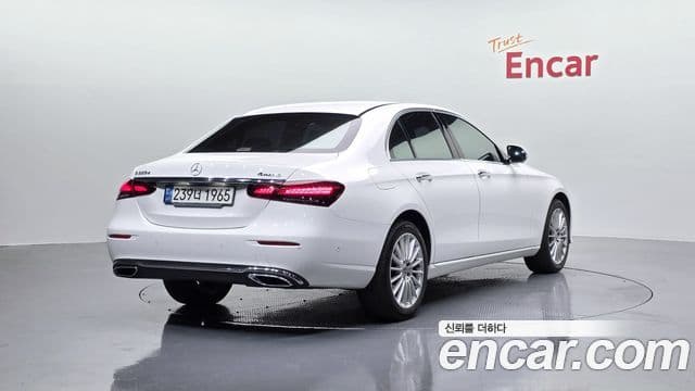 Mercedes-Benz E-Class W213 2