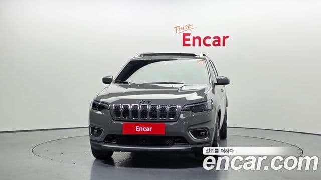 Jeep Cherokee (KL) 3