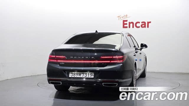 Genesis G90 4