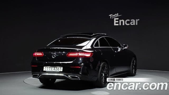 Mercedes-Benz E-Class W213 2