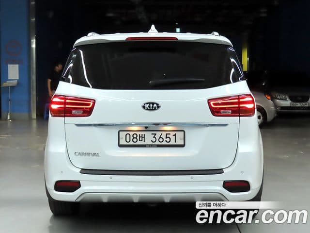Kia The New Carnival 3
