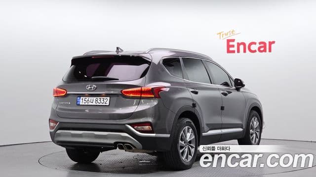 Hyundai Santa Fe TM 2