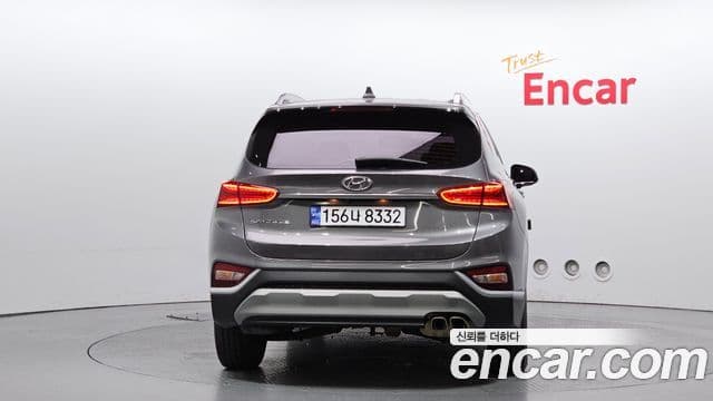 Hyundai Santa Fe TM 4