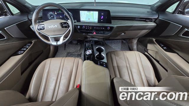 Kia K8 4