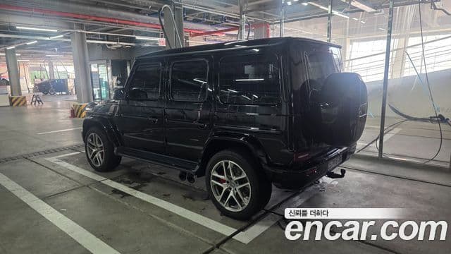 Mercedes-Benz G-Class W465 2