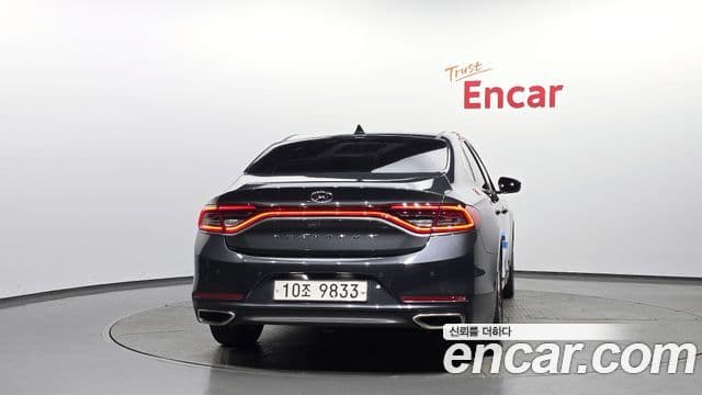Hyundai Grandeur IG 3