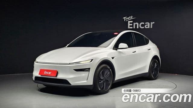 Tesla Model Y 1