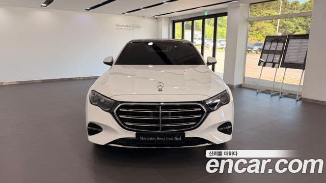 Mercedes-Benz E-Class W214 3