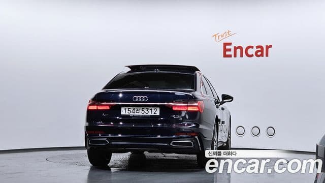 Audi A6 (C8) 4