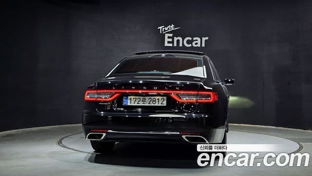 Lincoln Continental 10th Gen 4