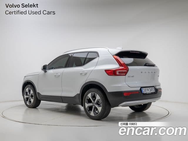 Volvo XC40 4