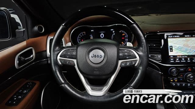 Jeep Grand Cherokee 4