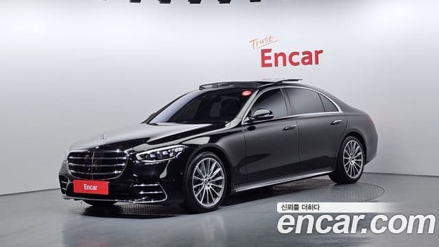 Mercedes-Benz S-Class W223 1
