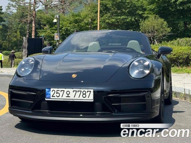 Porsche 911 (992) 3