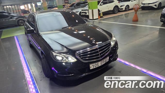 Mercedes-Benz E-Class W212 3