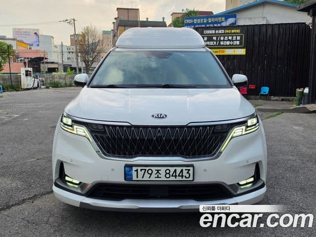 Kia Carnival 4th Gen — 1