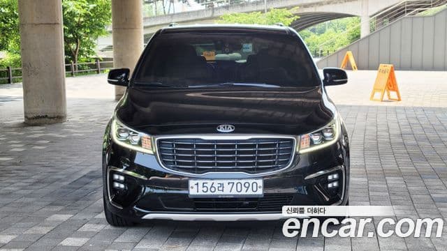 Kia The New Carnival 1