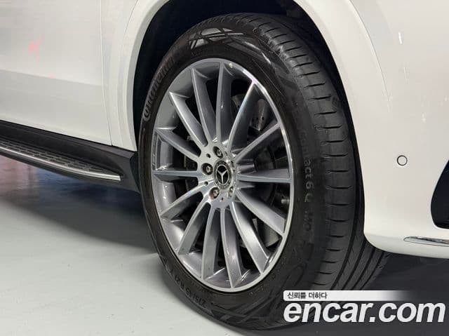 Mercedes-Benz GLE-Class W167 4