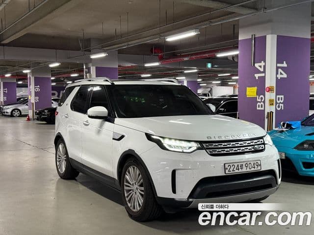 Land Rover Discovery 5 3